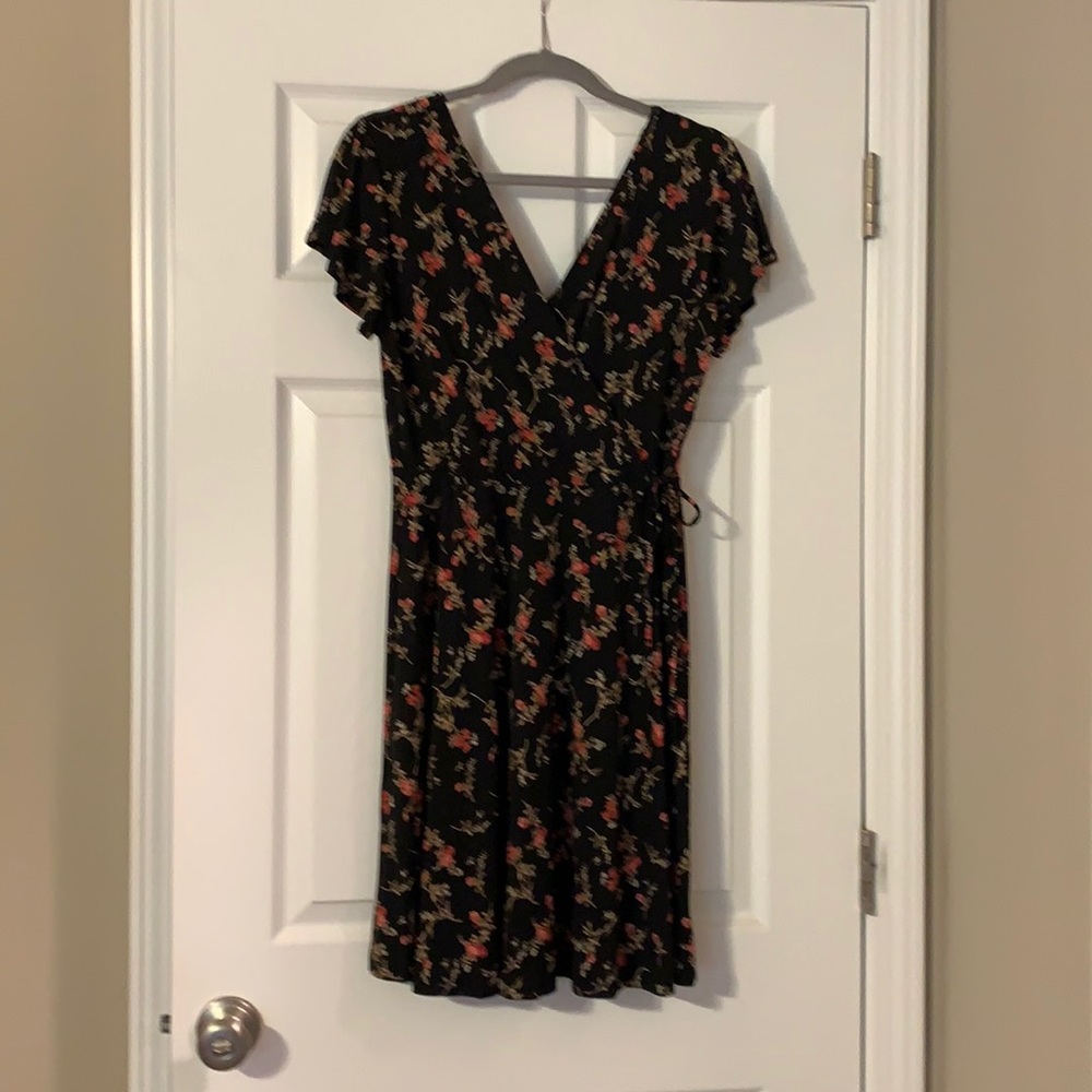 Kaleigh Faux Wrap Knit Dress.  Size Medium.